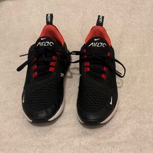Nike Black and Red Air270 Athletic Sneakers